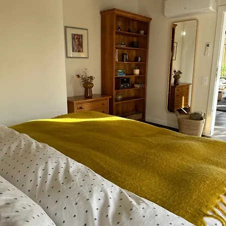Stylish Two Bedroom Family سوبوت