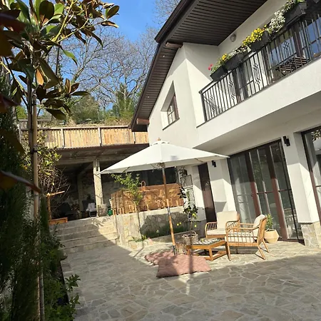 Stylish Two Bedroom Family شقة *